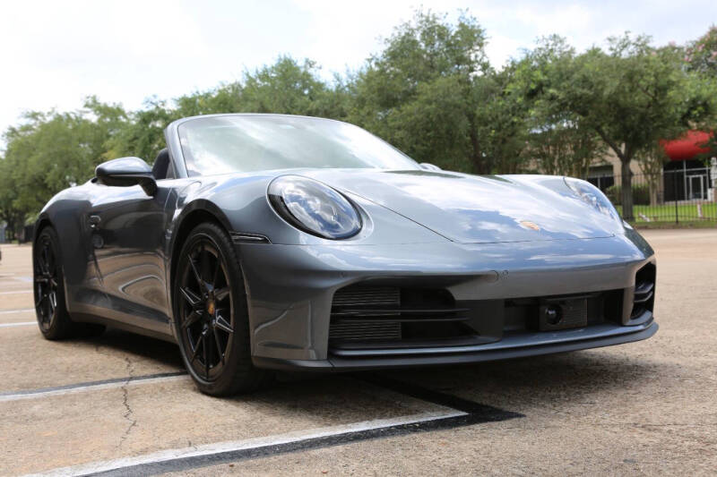 2025 Porsche 911 Carrera