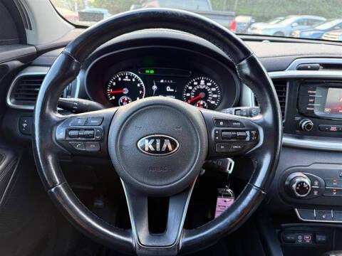 2016 Kia Sorento LX
