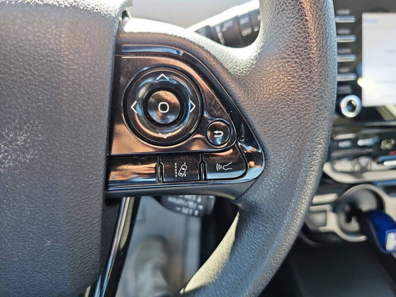 2020 Toyota Prius LE