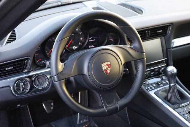 2014 Porsche 911 Carrera