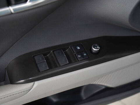 2021 Toyota Camry Hybrid XLE