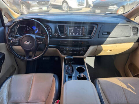 2019 Kia Sedona LX