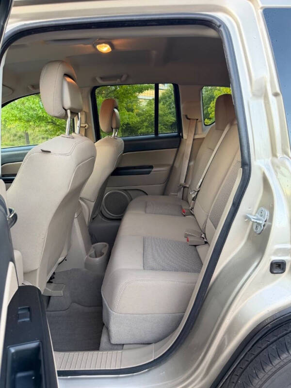 2010 Jeep Compass Latitude