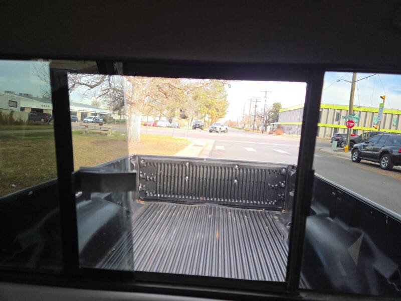 2001 Mazda B-Series B4000 SE