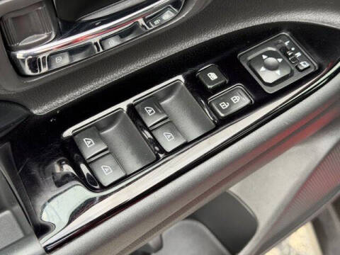 2020 Mitsubishi Outlander LE