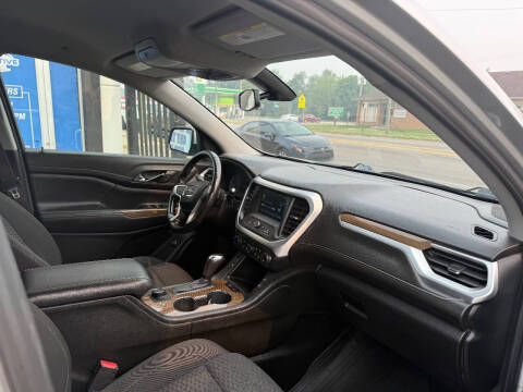 2019 GMC Acadia SLE-2