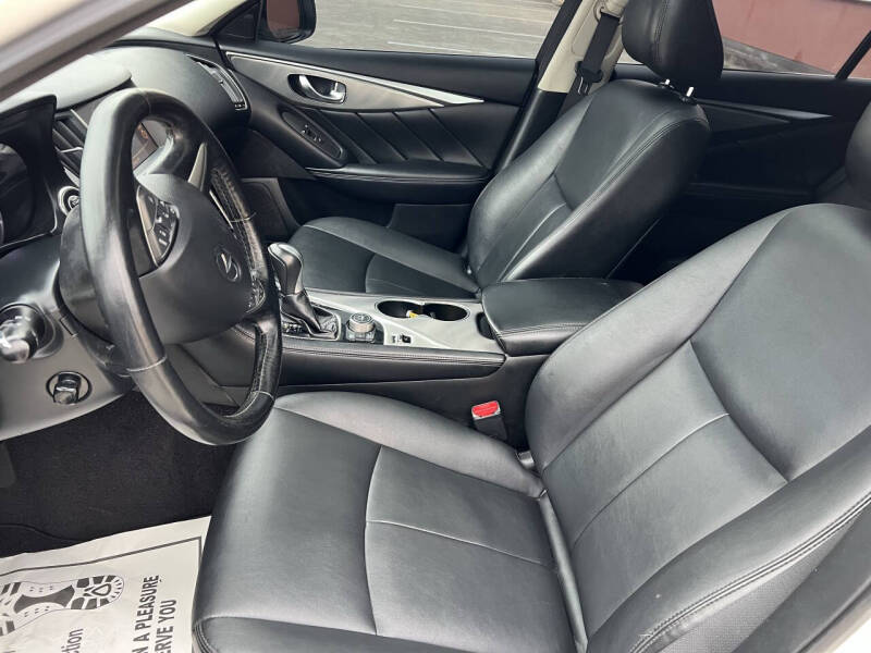 2016 Infiniti Q50 3.0T Premium