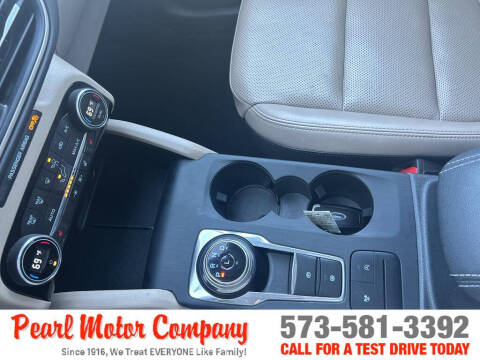 2021 Ford Escape SEL