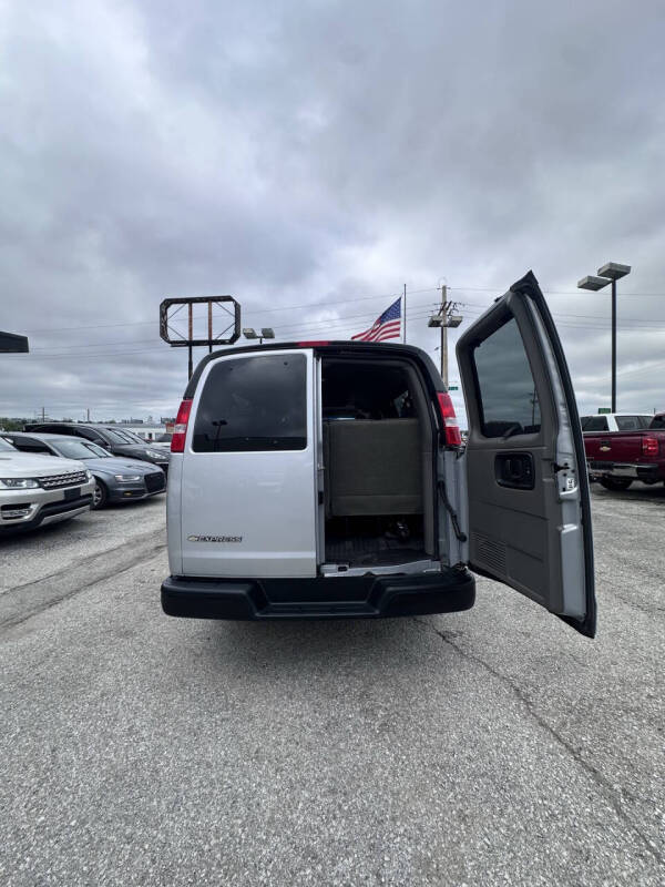 2020 Chevrolet Express LS 3500