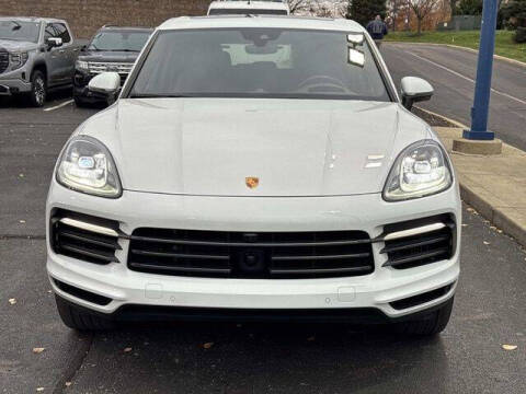 2023 Porsche Cayenne Platinum Edition