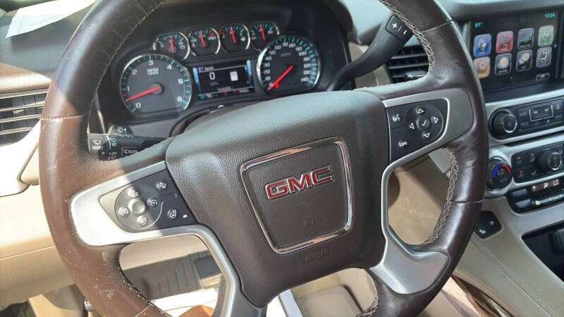 2017 GMC Yukon SLT