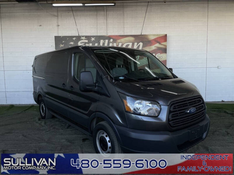 2016 Ford Transit Base's photo
