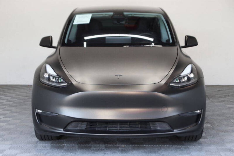 2025 Tesla Model Y Long Range