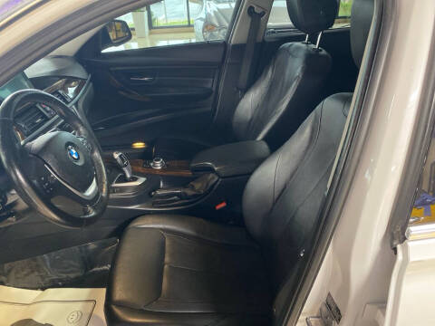 2013 BMW 3 Series 328i