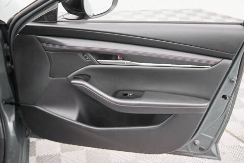 2025 Mazda Mazda3 Sedan 2.5 S Carbon Edition