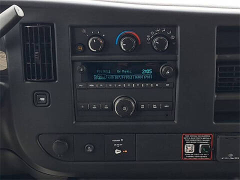 2025 Chevrolet Express 3500