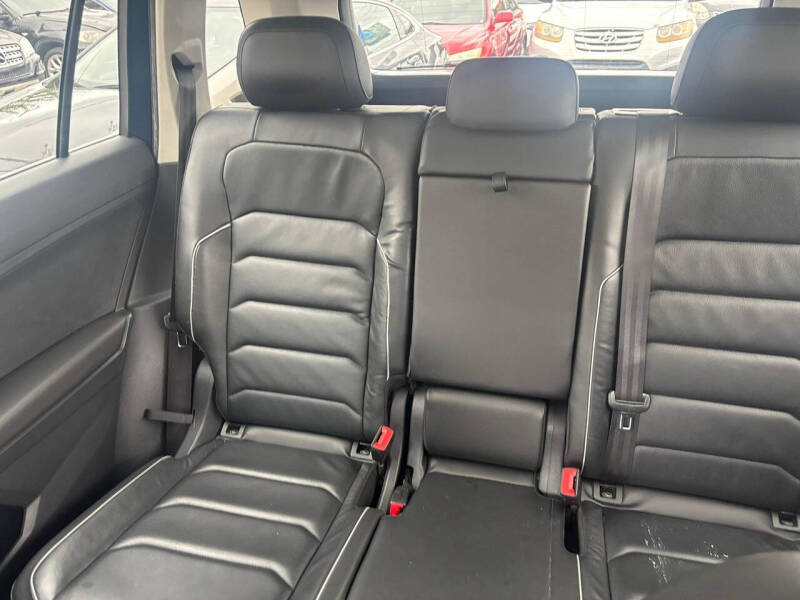 2018 Volkswagen Tiguan 2.0T SEL Premium 4Motion