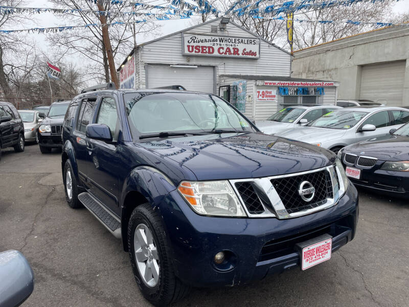 2011 Nissan Pathfinder for sale at Riverside Wholesalers 2 in Paterson NJ