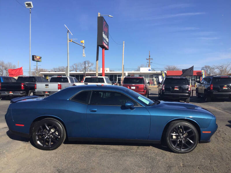 2023 Dodge Challenger SXT