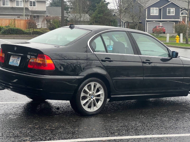 2004 BMW 3 Series 330xi