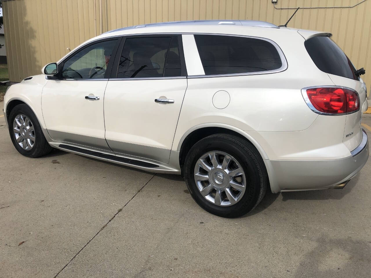 2012 Buick Enclave for sale at Dakota Auto Inc in Dakota City, NE