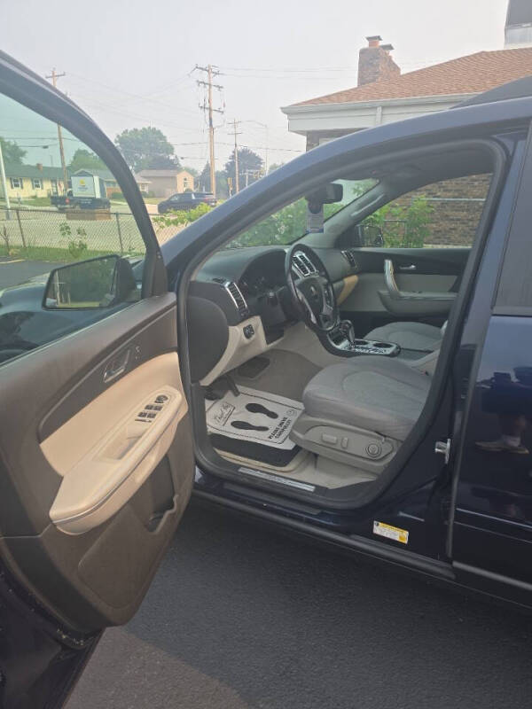 2011 GMC Acadia SLE