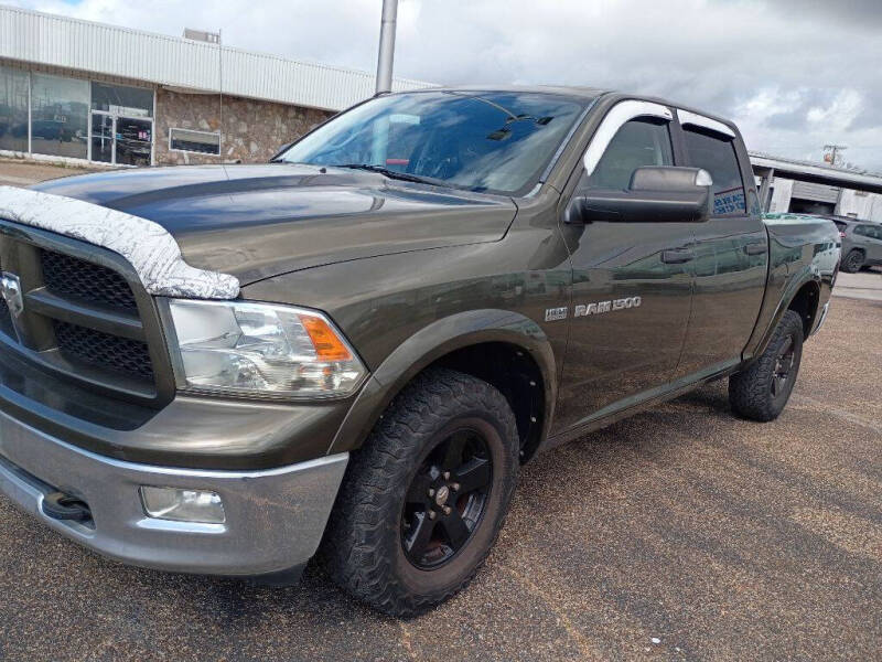 2012 RAM 1500 Outdoorsman 4x4 Crew Cab's photo