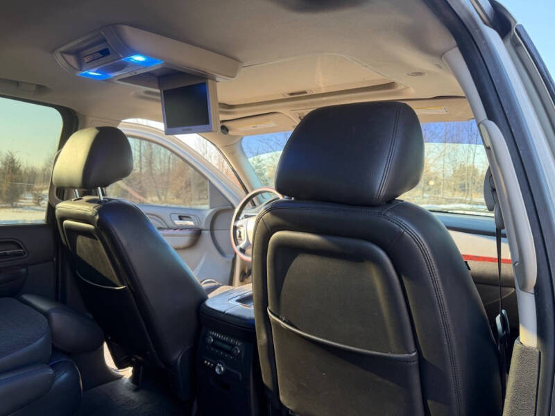 2013 Cadillac Escalade ESV Luxury