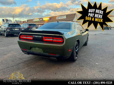 2020 Dodge Challenger SXT