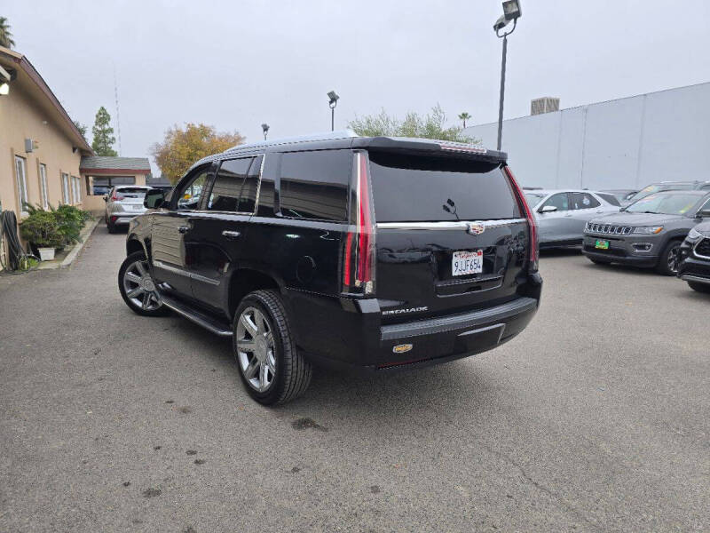 2019 Cadillac Escalade Luxury