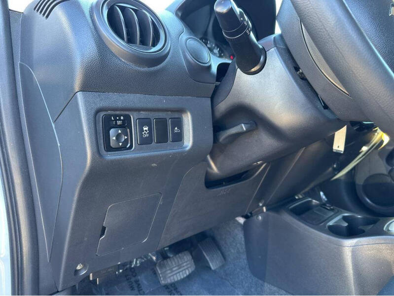 2024 Mitsubishi Mirage G4 LE