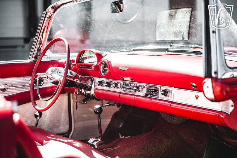 1955 Ford Thunderbird