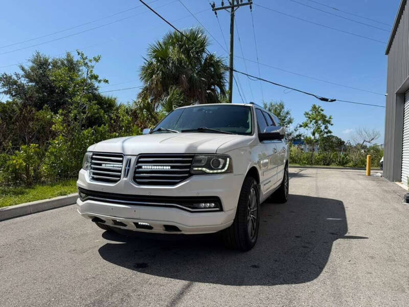2017 Lincoln Navigator Select