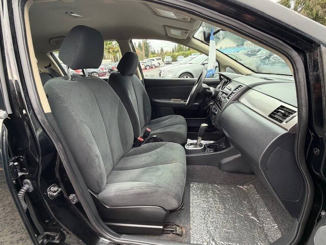 2011 Nissan Versa 1.8 S