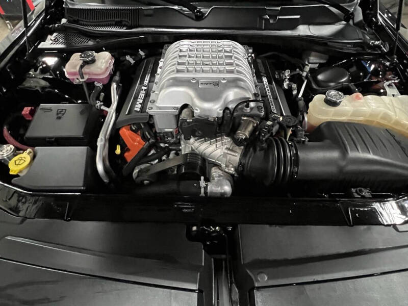 2015 Dodge Challenger SRT Hellcat