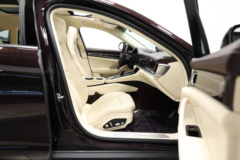 2021 Porsche Panamera