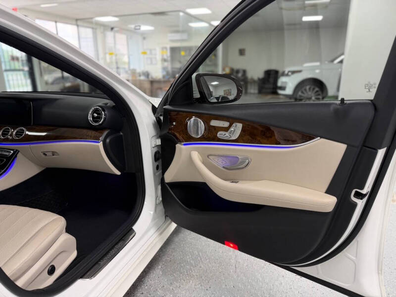 2017 Mercedes-Benz E-Class E 300 4MATIC
