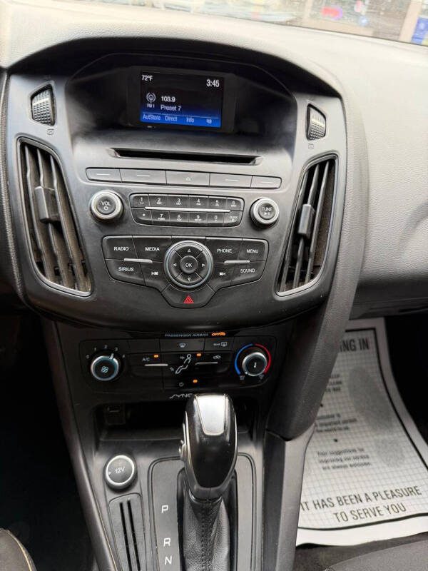 2016 Ford Focus SE