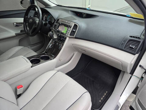 2015 Toyota Venza XLE