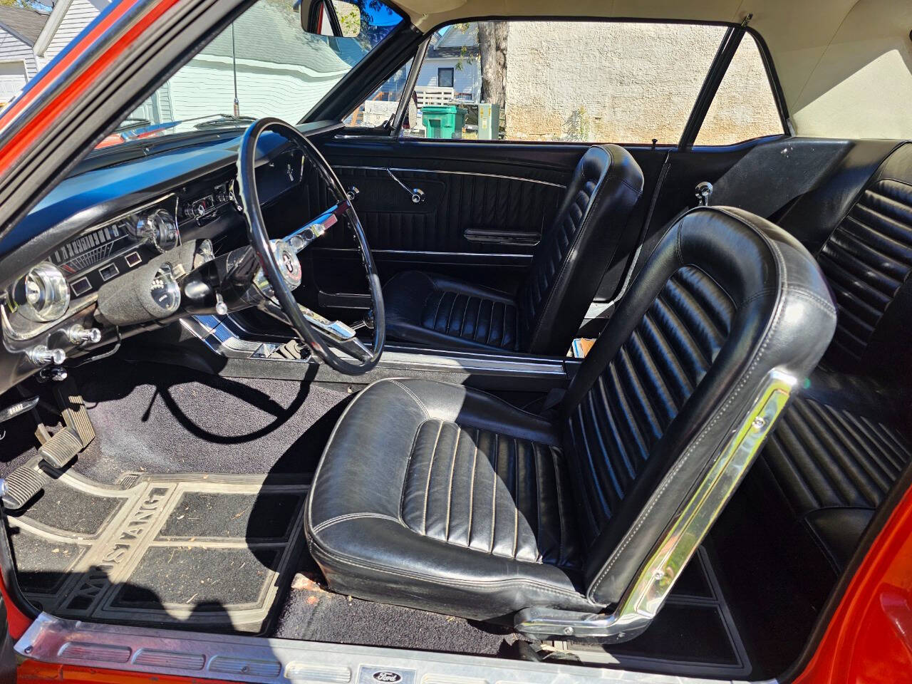 1965 Ford Mustang 191