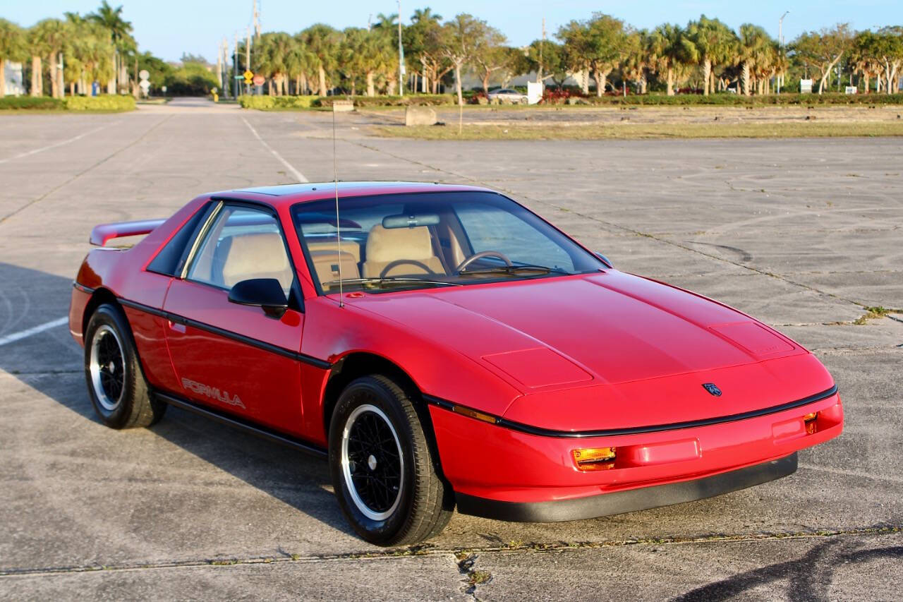 1988 Pontiac Fiero 61