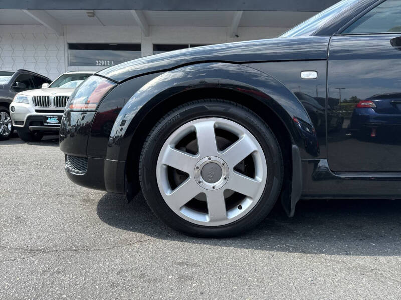 Used 2002 Audi TT Base with VIN TRUTC28N621030476 for sale in Edmonds, WA