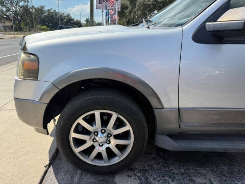 2011 Ford Expedition XLT