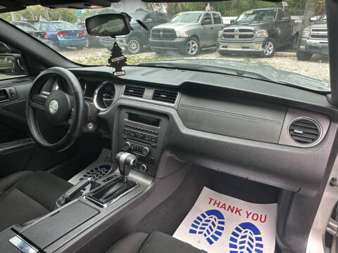 2010 Ford Mustang V6