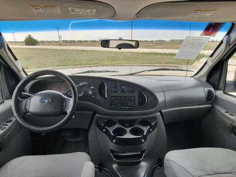 2006 Ford E-Series E-350 SD XLT