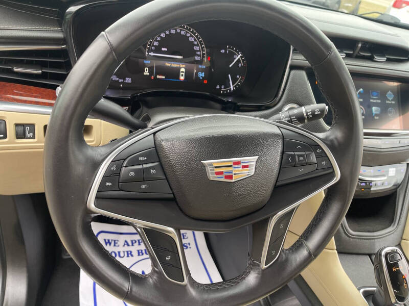 2017 Cadillac XT5 Luxury