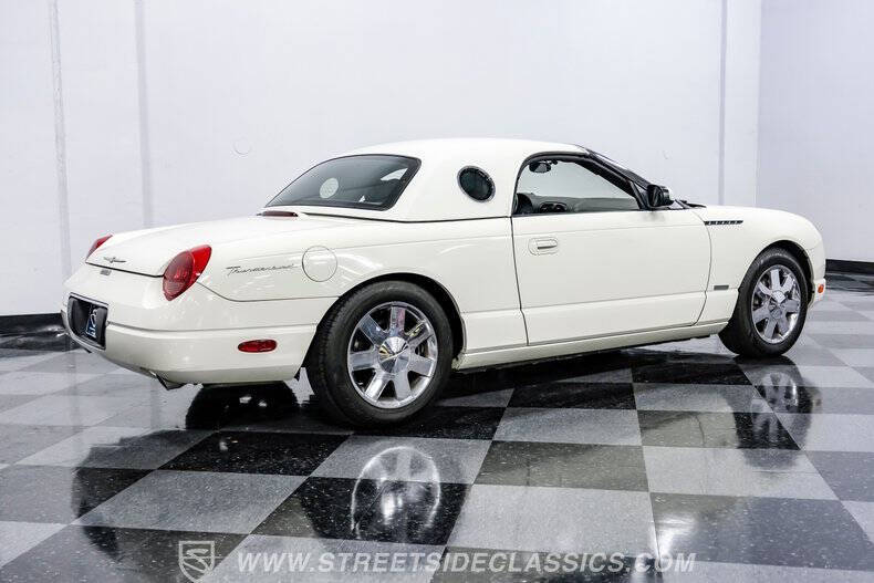 2002 Ford Thunderbird Deluxe