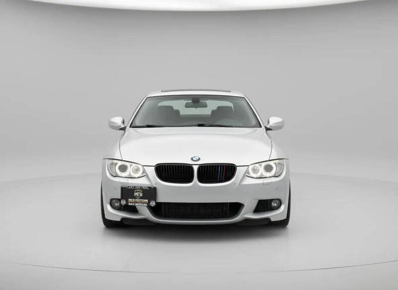 2011 BMW 3 Series 335i