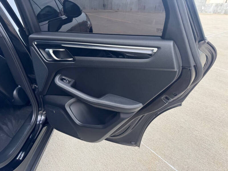 2016 Porsche Macan S