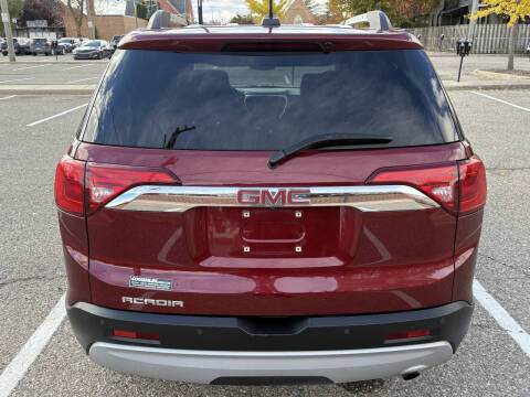 2017 GMC Acadia SLE-2